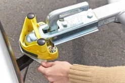 Antivol tête d'attelage permanent jaune