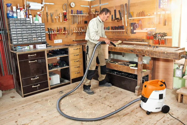 Aspirateur eau et poussière SE 62 STIHL