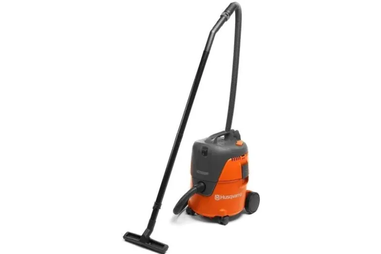 Aspirateur eau et poussière WDC220 HUSQVARNA