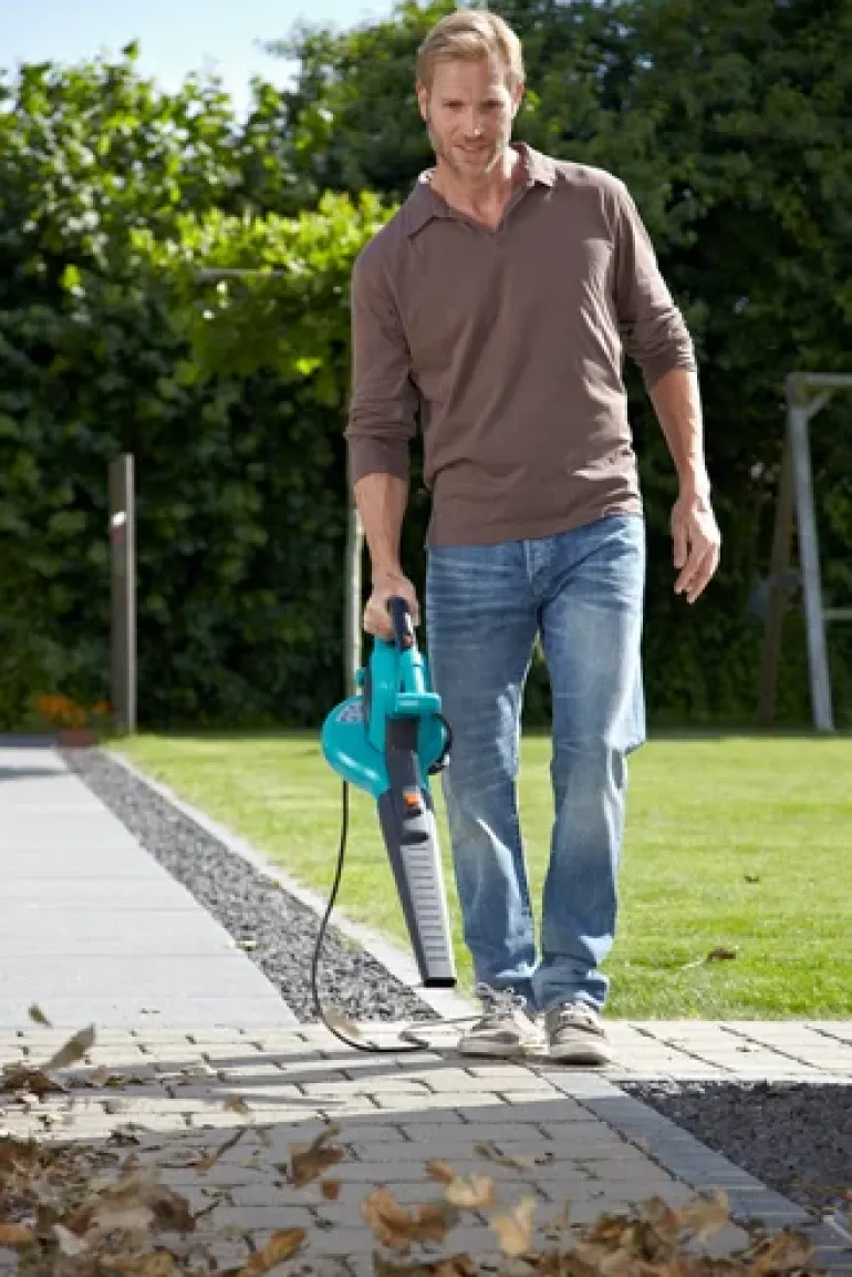 Aspirateur / souffleur électrique ErgoJet 3000 GARDENA