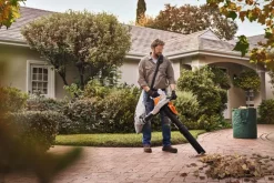 Aspiro-souffleur broyeur à batterie SHA 56 STIHL