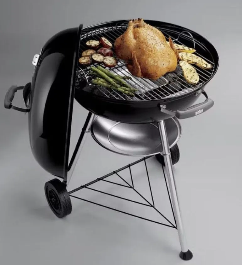 Barbecue à charbon Compact Kettle Ø57cm WEBER
