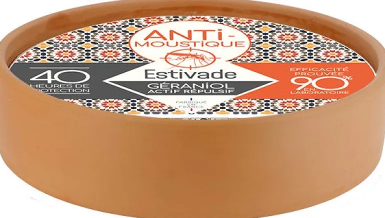 Bougie coupelle terracotta au géraniol cire blanche