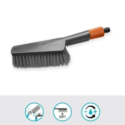 Brosse de lavage à main M souple Cleansystem GARDENA