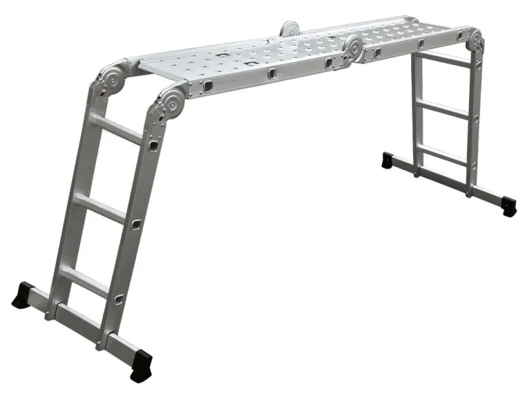 Échelle pliante articulée multipli
