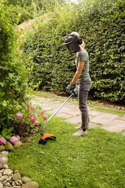 Coupe-bordure thermique FS38 STIHL