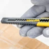Couteau à lame rétractable 9.5 mm STANLEY