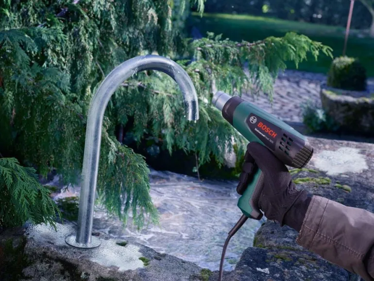 Décapeur thermique UniversalHeat 600 BOSCH