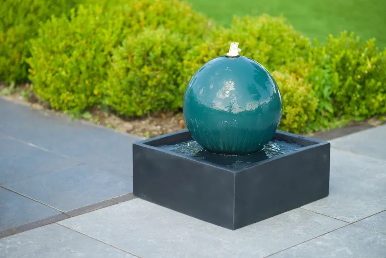 Fontaine Steni avec éclairage Led - L.50 x H.53 x l.50cm