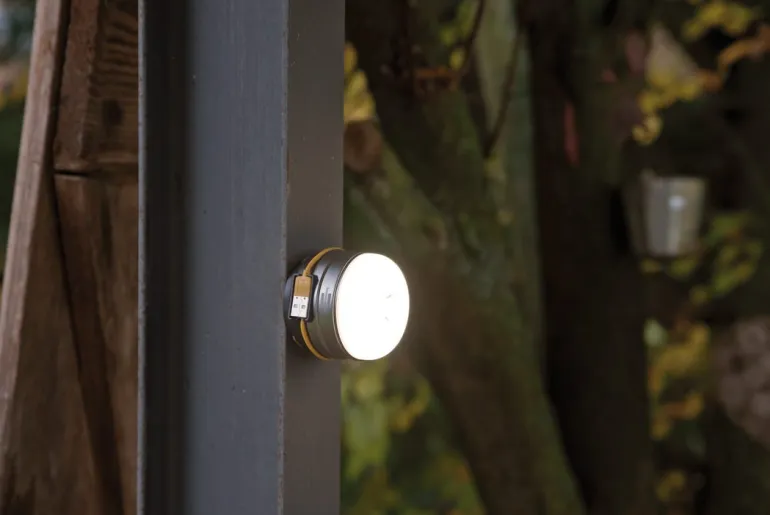 Lampe torche LED multifonctions OLI 0300 A rechargeable