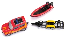 Land Rover Defender avec bateau