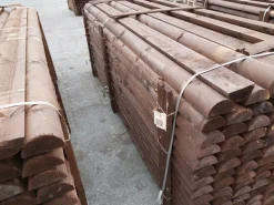 Lisse demi-rond en épicéa traité sel Ø10cm 3m marron