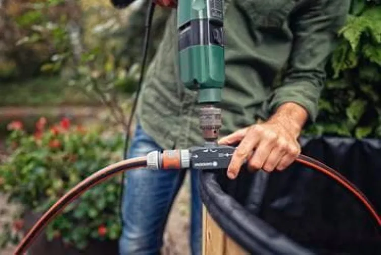 Mini-pompe pour perceuse électrique GARDENA