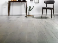Parquet contrecollé Homflor 3 frises Chêne Titane 1,499m²
