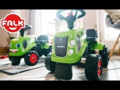 Porteur tracteur Claas avec remorque pelle et râteau FALK
