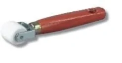 Roulette de colleur en ébonite