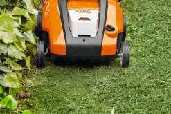 Scarificateur à batterie RLA 240 (produit seul) STIHL