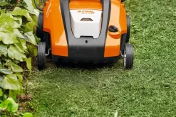 Scarificateur sur batterie RLA 240 + set batterie STIHL