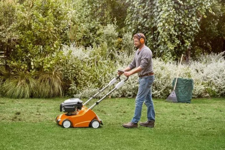 Scarificateur thermique RL540 STIHL
