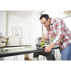 Scie sauteuse pendulaire 680W RYOBI
