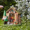 Sujet Nain avec abri de jardin