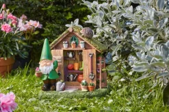 Sujet Nain avec abri de jardin