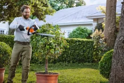 Taille-haie à batterie HSA40 (produit seul) STIHL