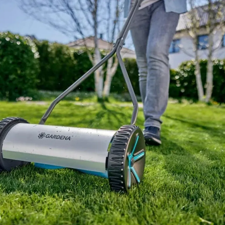 Tondeuse manuelle 330 Comfort 33 cm GARDENA