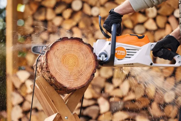 Tronçonneuse sur batterie MSA 80 chaîne 1/4 '' PM3 STIHL
