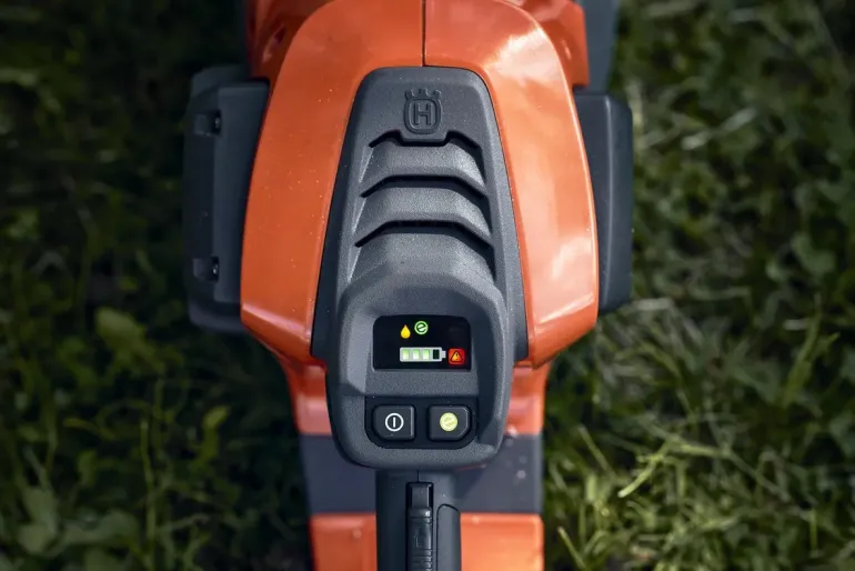 Tronçonneuse à batterie professionnelle 542i XP 40cm SP21G